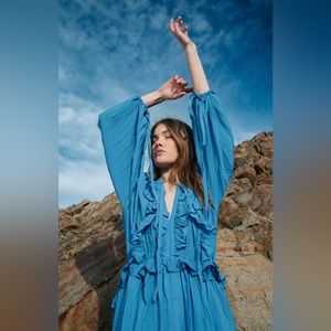 Boohoo Blue Ruffled Long sleeve maxi dress!